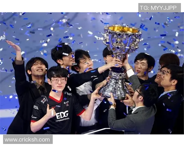 EDG强势领跑世界冠军杯积分榜总分达到70分展现冠军实力