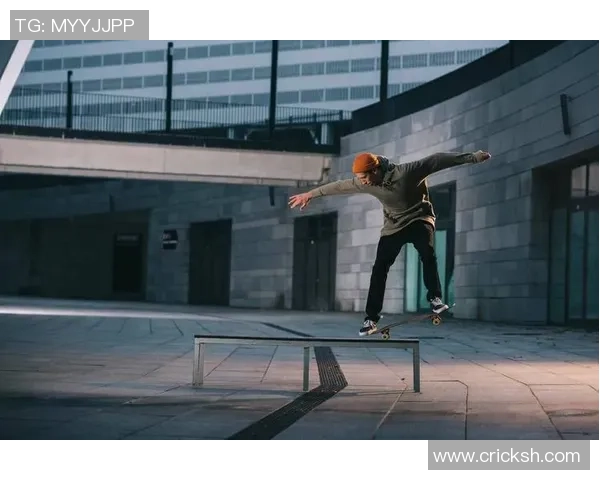 滑板战术解析:西安滑板队独特的盯防体系与战术运用探讨 滑板战术解析:西安滑板队独特的盯防体系与战术运用探讨